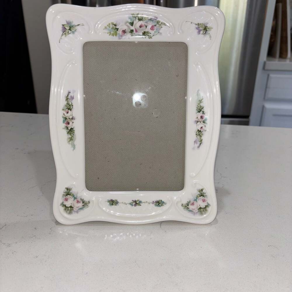 Vintage Ceramic Floral Picture Frame with Hand-Painted Pink Roses